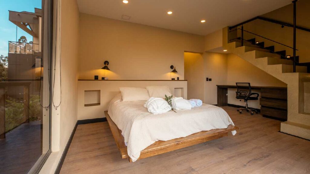 Habitación moderna tipo loft Magnolios Villas