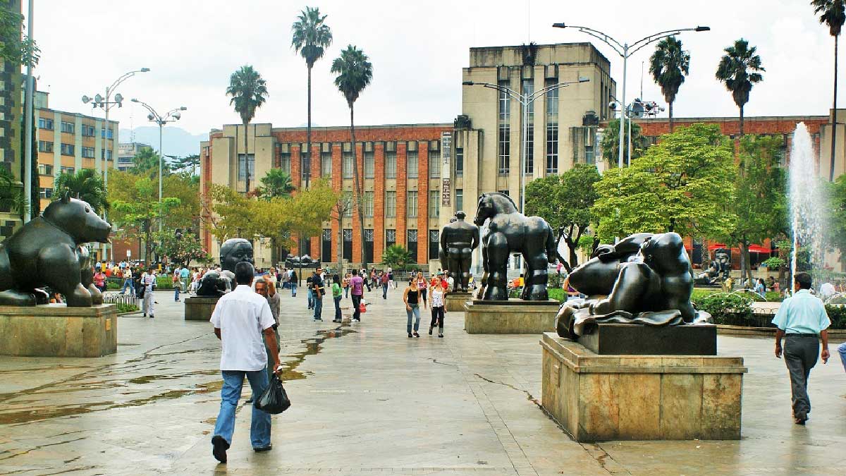 Plaza Botero Magnolios Villas