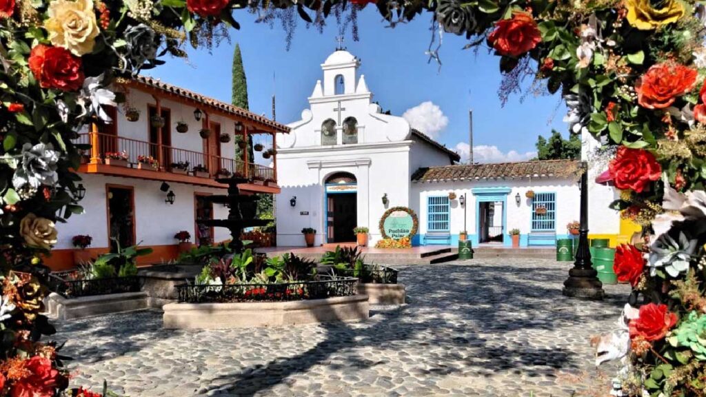 Pueblito Paisa Magnolios Villas